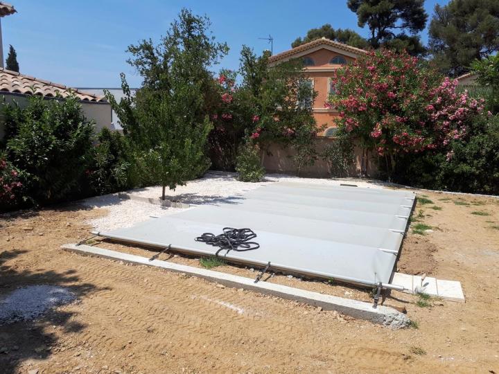 Pose de gazon synthétique Toulon